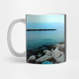 Transparent Adriatic sea with white black and blue stones Mug